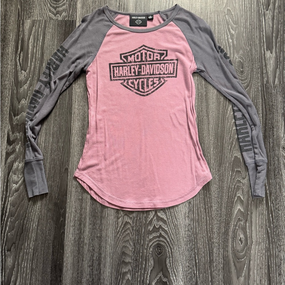 Harley-Davidson Women's Long Sleeve Top in Pink and Gray